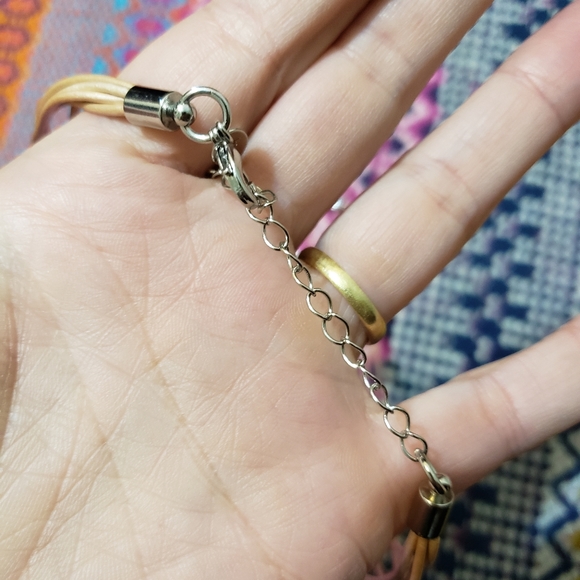 Lia Sophia layer necklace hammered metal - Picture 3 of 5